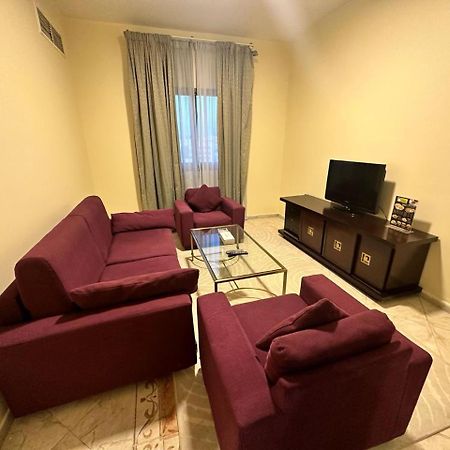 Safari Hotel Apartments Ajman Buitenkant foto