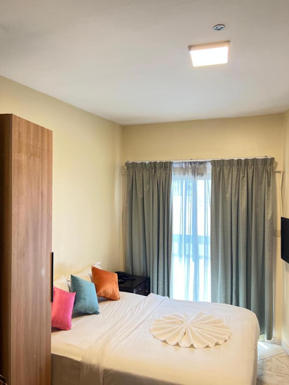 Safari Hotel Apartments Ajman Buitenkant foto